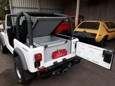 Jeep Wrangler 4.0 – Foto 10