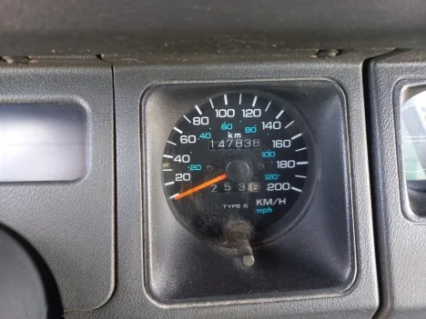 Jeep Wrangler 4.0 – Foto 12